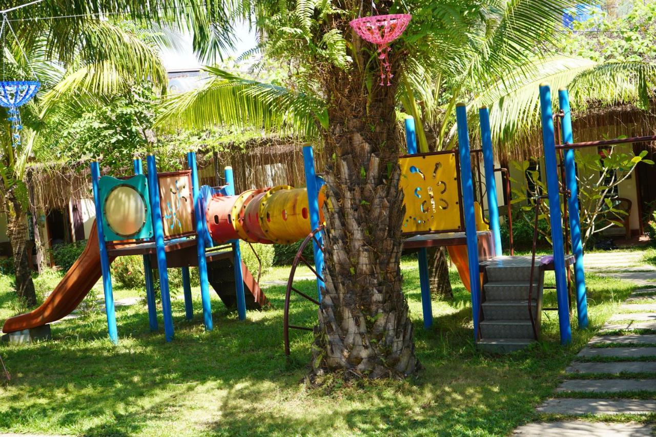 Twin Palms Resort Sihanoukville Exterior photo